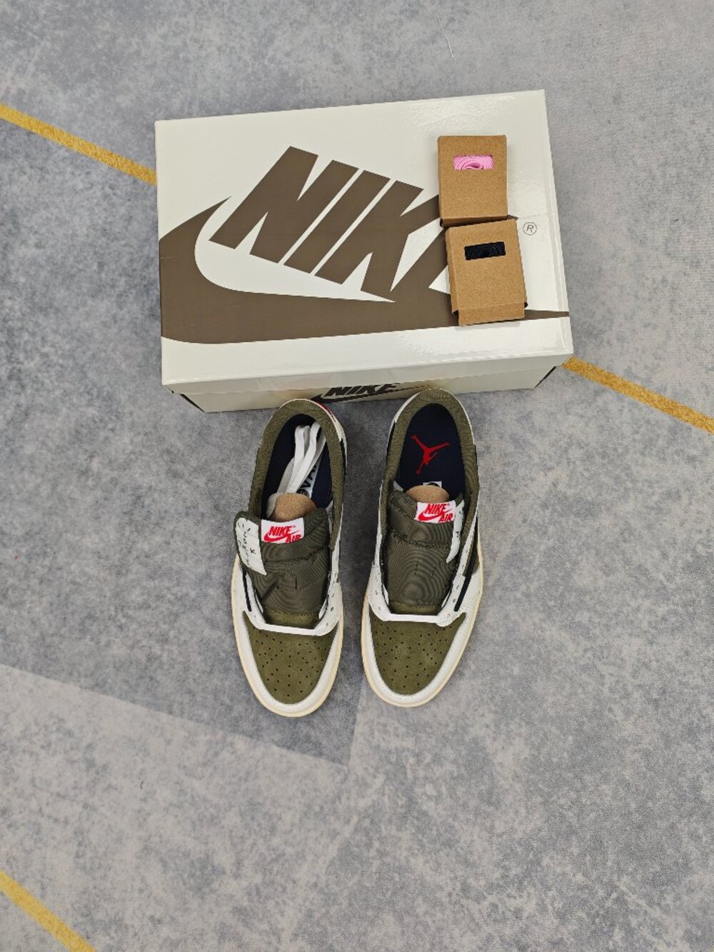 Travis Scott Air Jordan 1 Low OG Reverse Olive Men’s Sneakers
